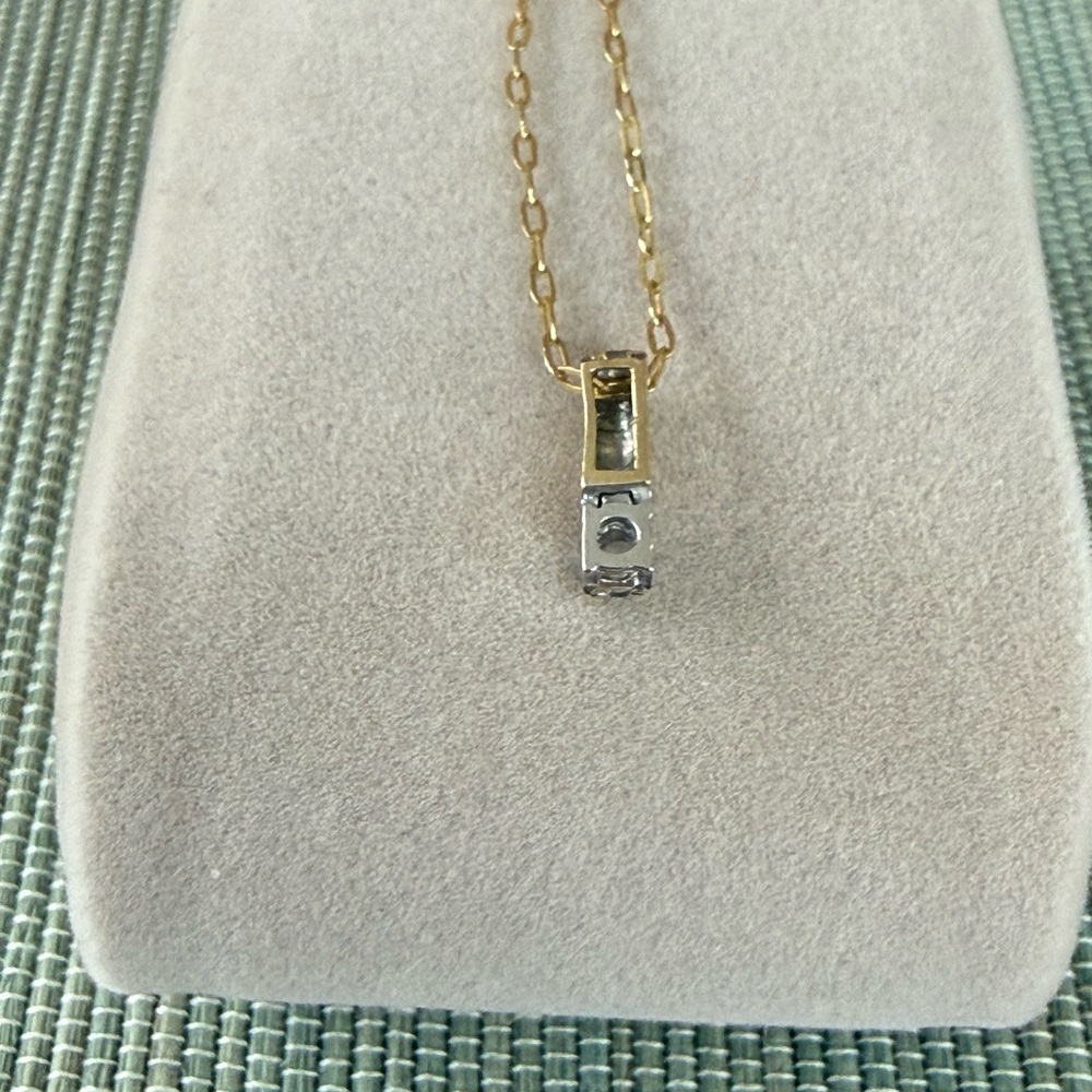 14k Yellow Gold Round Natural Diamond (.14) Pendant & 14k YG 18" Chain - Picture 5 of 7